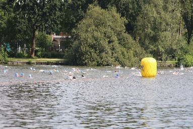 We gaan zwemmen in de Surfvijver! (*)